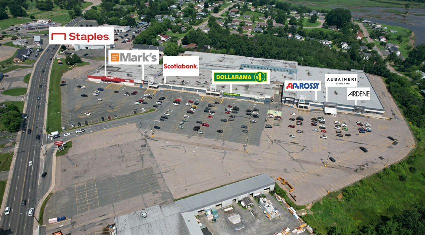 Aerial overview of Place Bathurst Mall with major tenant labels.
